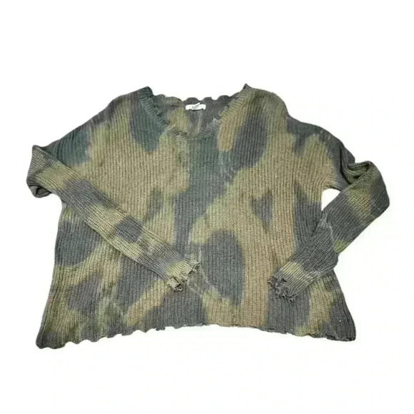 EUC - XS Green Fringe Sweater - Picture 1 of 6
